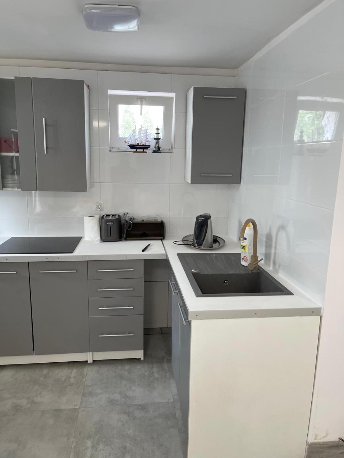 Bialy - Na Zapleczu Apartament Mielno (Ostroda)